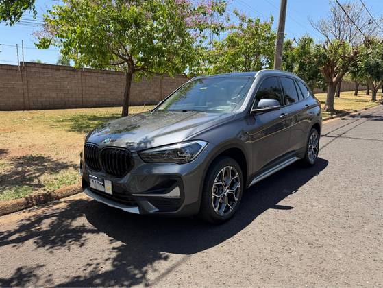 BMW X1 2.0 16V TURBO ACTIVEFLEX SDRIVE20I X-LINE 4P AUTOMÁTICO BMW X1 2.0 16V TURBO ACTIVEFLEX SDRIVE20I X-LINE 4P AUTOMÁTICO